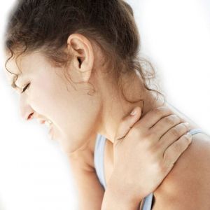 Ригидность мышц шеи: что это такое, лечение, причины