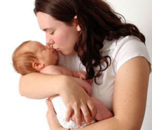 Родовые травмы у новорожденных детей: причины, лечение, симптомы, признаки