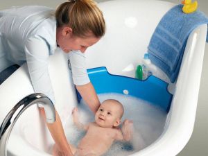 Купание грудничка: как правильно и как часто купать грудного ребенка
