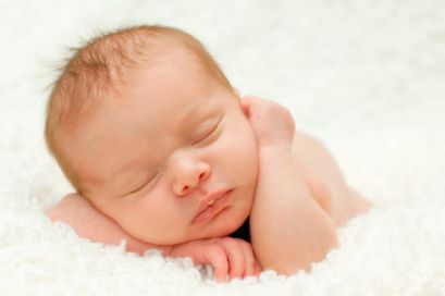 Особенности развития и их влияние на сон от рождения до года