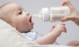 Правильное питание младенцев: режим
