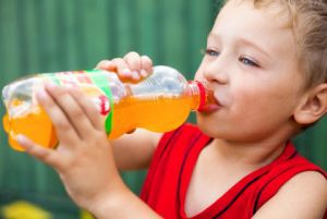 Вред от газировки и энергетических напитков для детей