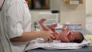 Гипотермия у новорожденных детей: причины, лечение, помощь, симптомы, признаки