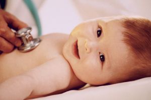 Врожденный гипотиреоз у новорожденных детей: симптомы, признаки, лечение, причины