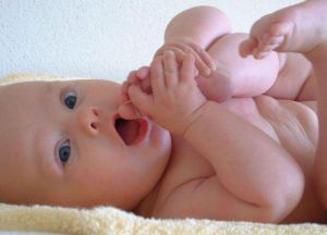 Прикорм ребенка (в 3, 4, 5, 6, 7 месяцев), прикорм для ребенка на искусственном вскармливании