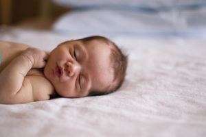 Недосыпание у новорожденных детей